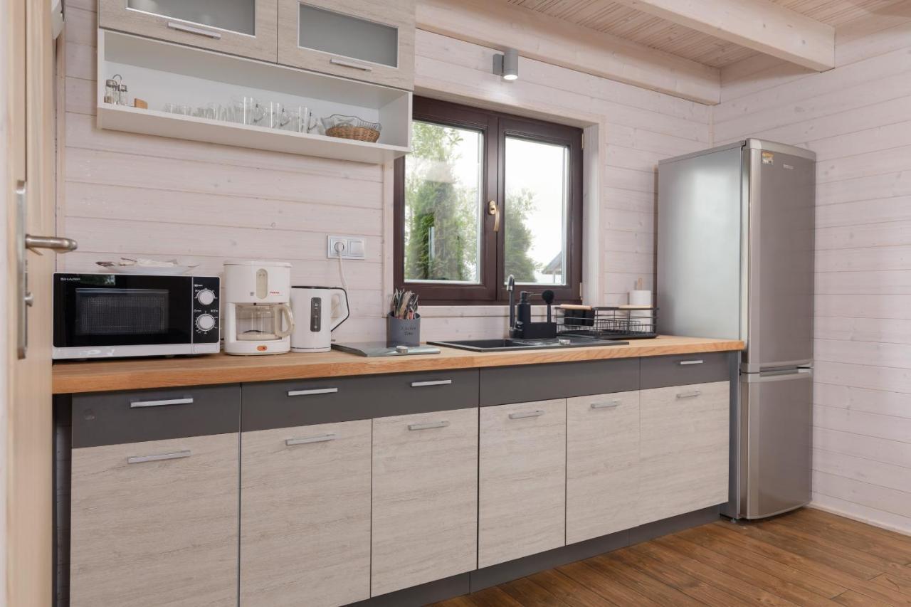 Strzezenice Domek Wakacyjny By Noclegi Renters Buitenkant foto
